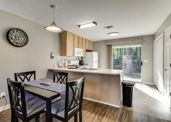 Ferienhaus 3 Mi To Fsu: Townhome W/ Patio In Tallahassee! *