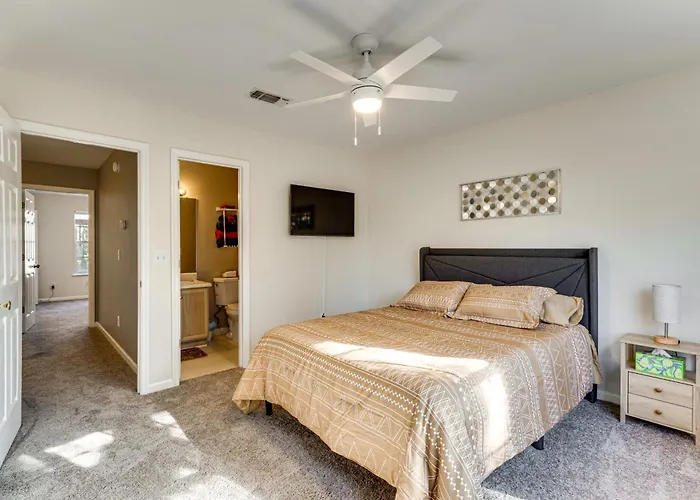 Ferienhaus 3 Mi To Fsu: Townhome W/ Patio In Tallahassee! *