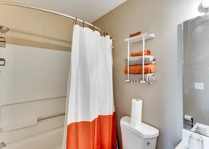 Ferienhaus 3 Mi To Fsu: Townhome W/ Patio In Tallahassee!